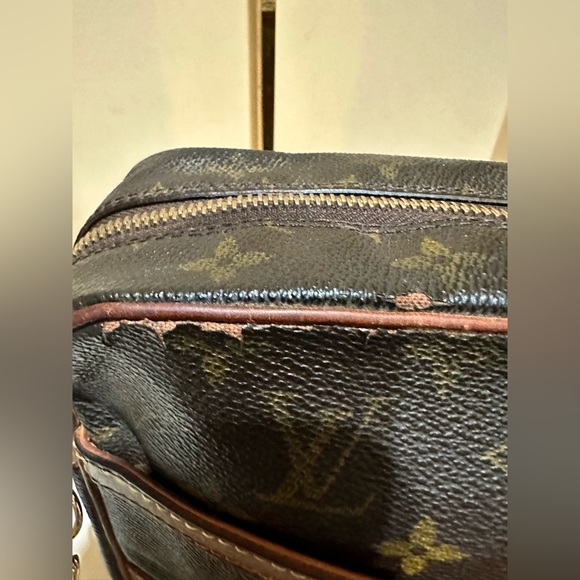 Authentic Louis Vuitton Compiegne 28 w/added unbranded chain - Picture 13 of 14